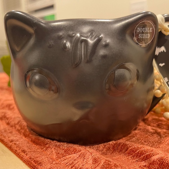 BLACK CAT VIBES Rae Dunn Color Change Halloween Mug - Picture 1 of 3